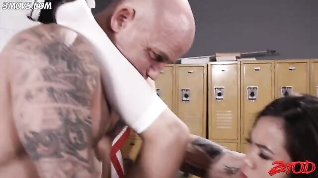 Vina Sky Asian fucked hard by wrestler on desk creampie