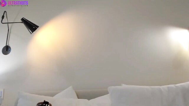 Sky Bri masturbating in bed on October livestream