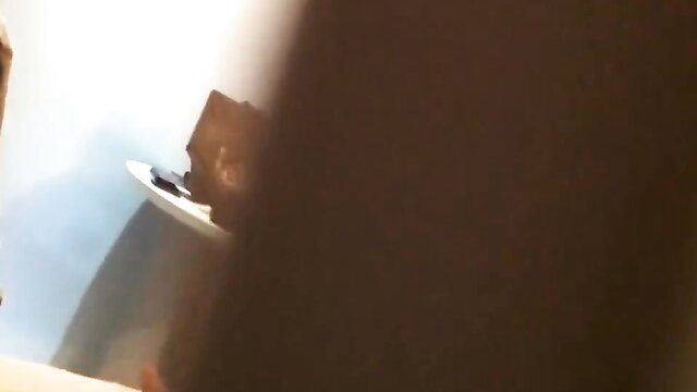 Blurry Korean duo secretly filmed in private amateur sex