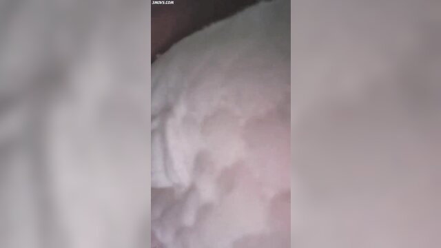 Blurry MMF threesome preview with wife and friend in amateur 3some