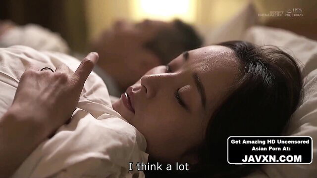 Hot Asian stepmom sleeping in bed, pointing finger, JAV style