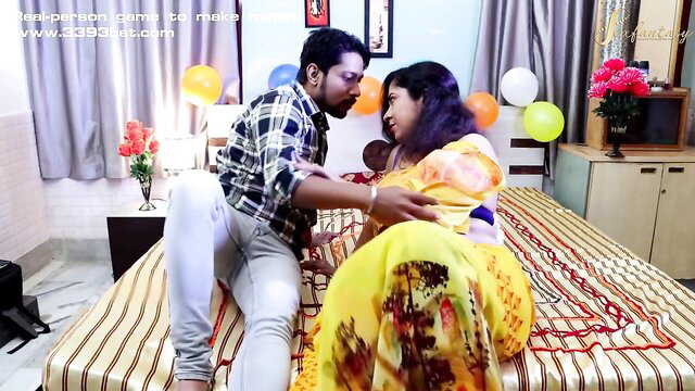 Indian chunky MILF in yellow saree fucked by man on bed