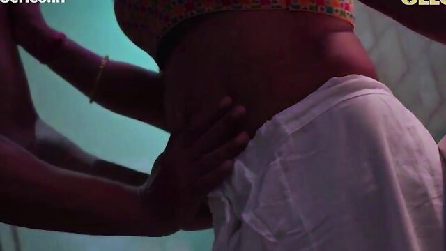 Pregnant Indian babe Yorgelis Carrillo in sheer saree, erotic belly touch