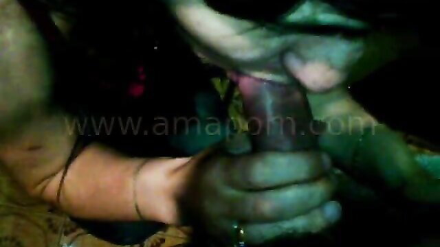 Italian wife adores sucking hairy cock closeup blowjob