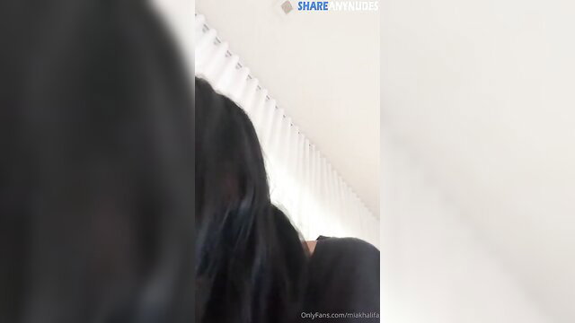 Mia Khalifa nude morning routine smoking weed OnlyFans leak