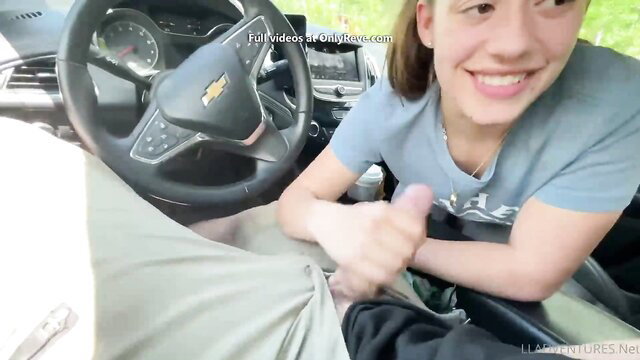 Teen girl deepthroating cock in car blowjob OnlyFans leak