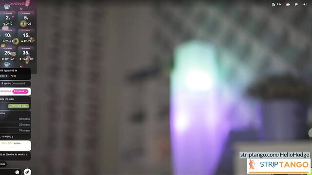 HelloHodge live sex chat on stripTango, hot amateur striptease