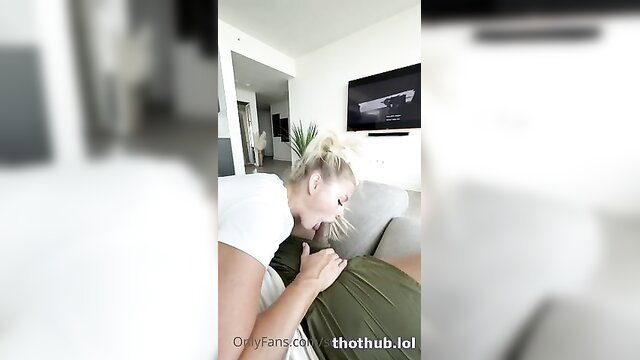 Scarlettkissesxo blonde sucks BBC on couch in amateur vid