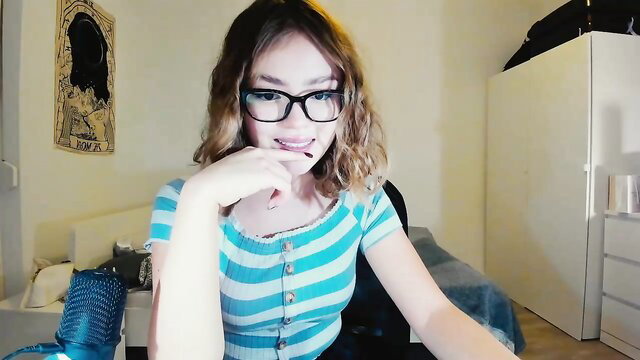 Kawa_ka shy 18yo Asian camgirl in striped top, glasses, teasing smile