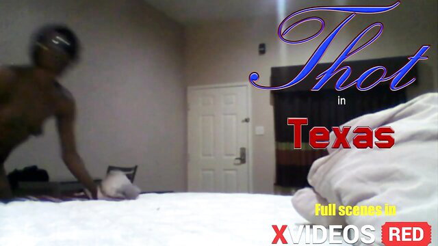 Nude black thot in Texas bedroom teases on bed, full scenes on XVideos Red