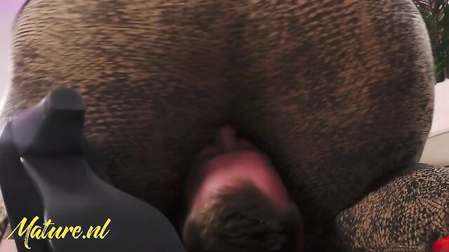 Mature BBW facesitting man under huge ass closeup