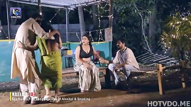 Kishori Dhaba Episode 7: Indian busty woman in green saree groped outdoors