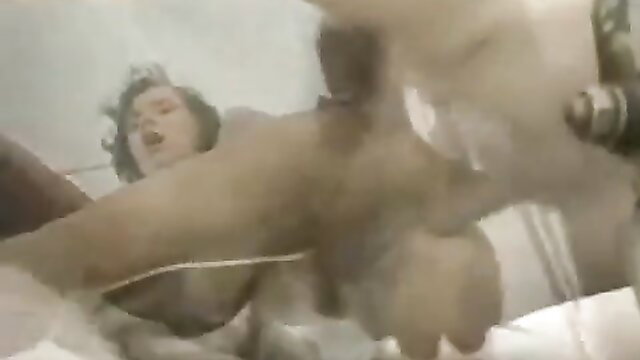 Blonde woman fucked anally on boat in amateur outdoor scene