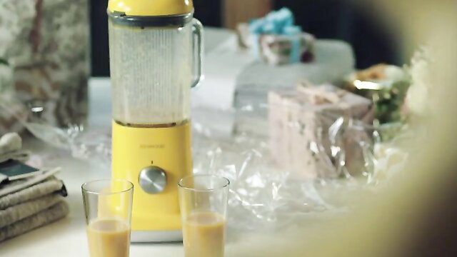 Alina Tomnikov topless nude tits art scene Rabobesto 2022