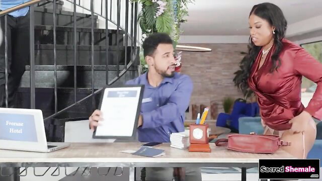 Jexxxica Blake black trans barebacks dude at hotel desk