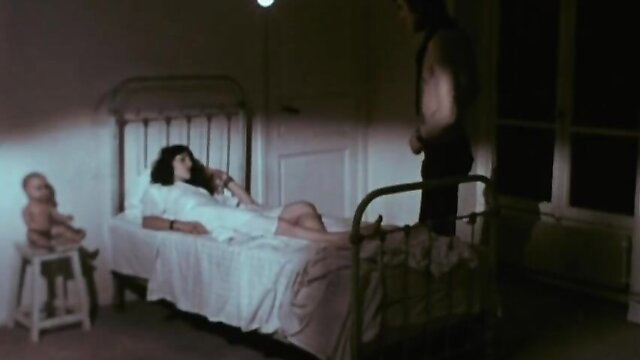 Sheety Pallas nude in bed, retro 1975 movie sex scene with man watching