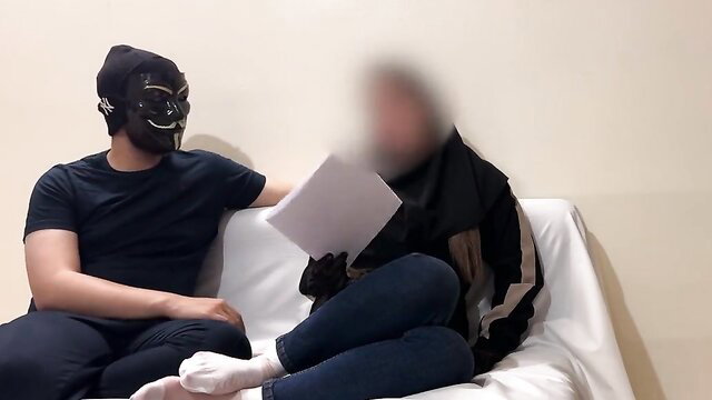 khalesexii masked college friend visit post-wedding couch tease
