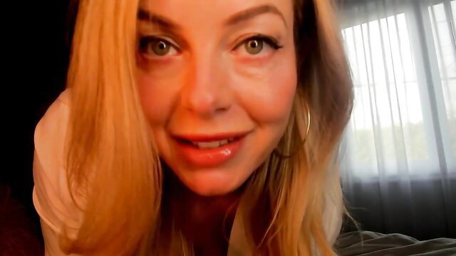 Missbehavin26 blonde closeup smile in JOI slow tease video