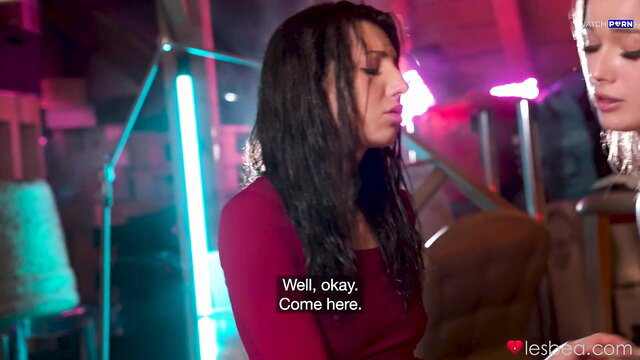 Olivia Sparkle invites Mini MitziX closer in wet Lesbea storm scene