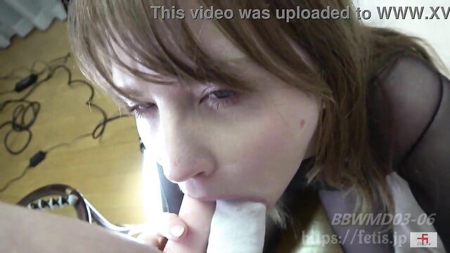 Chubby cute-faced BBW Lovejoy No.6 sucks sausage in closeup fetish play