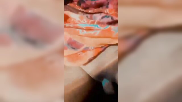 Somali girl outdoor car fuck closeup pussy ride part 2