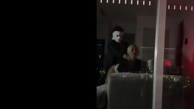 Sharna Beckman Halloween sextape with Michael Myers mask