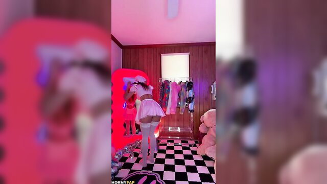 Rachel Cook nude Halloween costume try on, big ass bent over