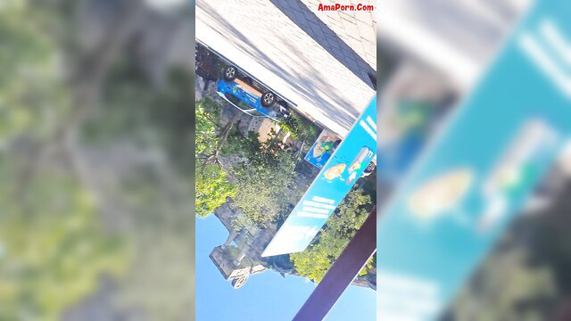 Tedesca a Gardaland outdoor tease by amusement park