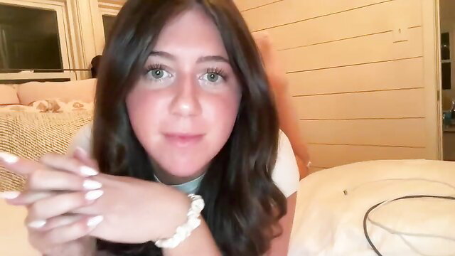 ttmarieee innocent cute brunette teen smiling closeup