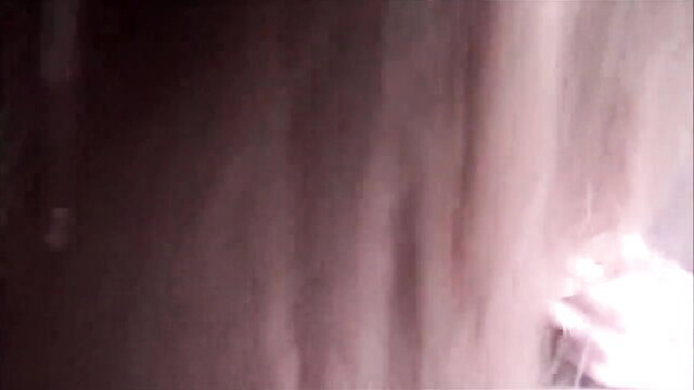 Blurry homemade stepsister fuck closeup thumbnail