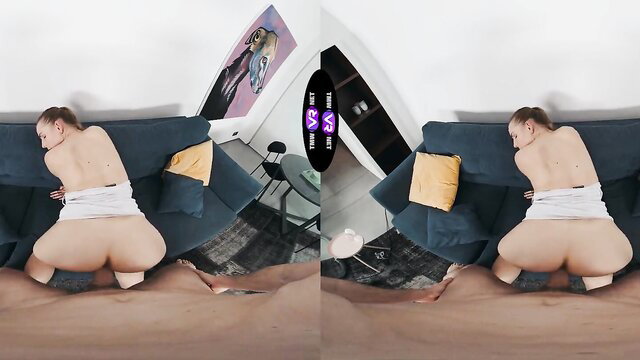 Arina Shy Ukrainian hottie naked big ass on couch twerking