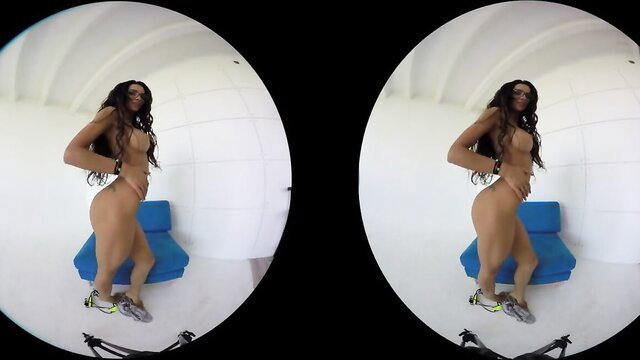 Sexy curvy ebony European babe teases nude in VR solo