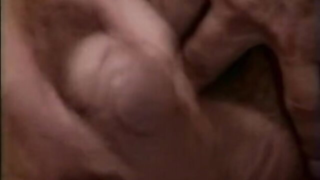 Retro teen closeup pussy view in Seventeen Chick Extreme #3