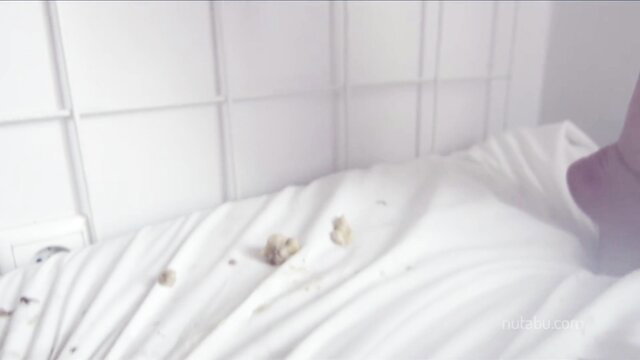 Nesty's cum-covered sheets closeup in Nutabu Budapest Loft
