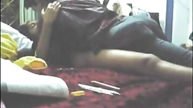 Newlywed Indian bhabhi fucked by husband's friend in amateur sex