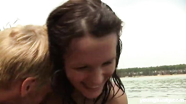 Adorable amateur GF Rita wet from beach outdoor anal sex embrace