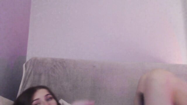 h0ney__bunny sexy redhead Chaturbate girl topless on couch