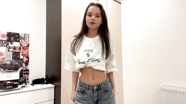 Hoaarisa shy 18yo skinny teen in cropped tee and low jeans, Chaturbate