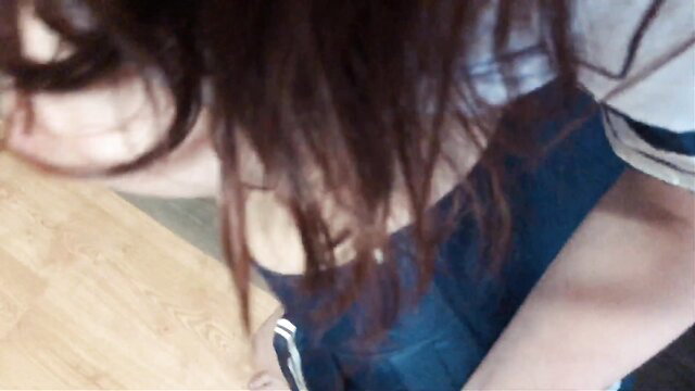 Hot 18yo step sis LeoKleo upskirt after school in uniform