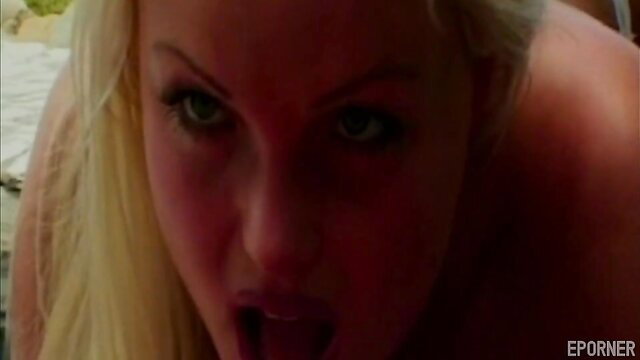 Gorgeous blonde lesbian screaming in vintage memorable sex scene