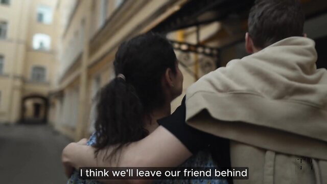 ByMyFuns couple embracing on street, pickup artist skills pay off