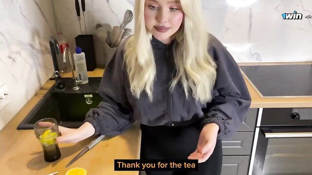 Blondie babe in hoodie thanks for tea, horny amateur kitchen tease