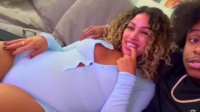 Curvy Cuban woman in tight blue bodysuit teases fat pussy with finger
