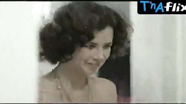 Dayle Haddon topless smile in La Supplente, curly hair beauty