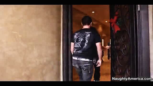 Nicole Aniston with Kris Slater entering door in tight jeans