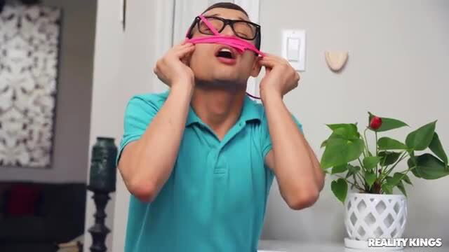 Casca Akashova's pink panties pulled on Johnny The Kid's face