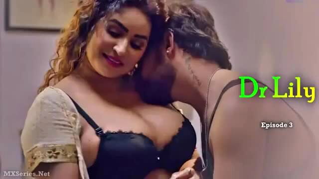 Curvy Indian MILF Dr. Lily in black bra kissed passionately