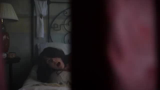 Claudia Salas lesbian bed scene in Las Pelotaris 1926