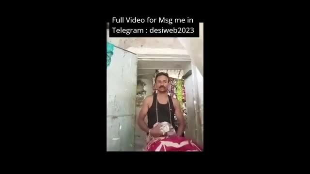 Indian bhabhi bares body for lover in steamy amateur tease