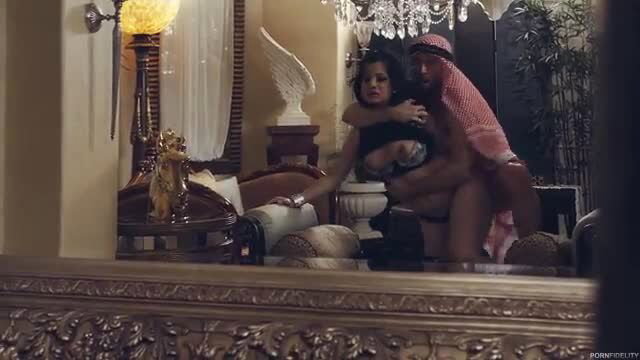 Nadia Ali fucked by Arabian man in Arabian thobe embrace